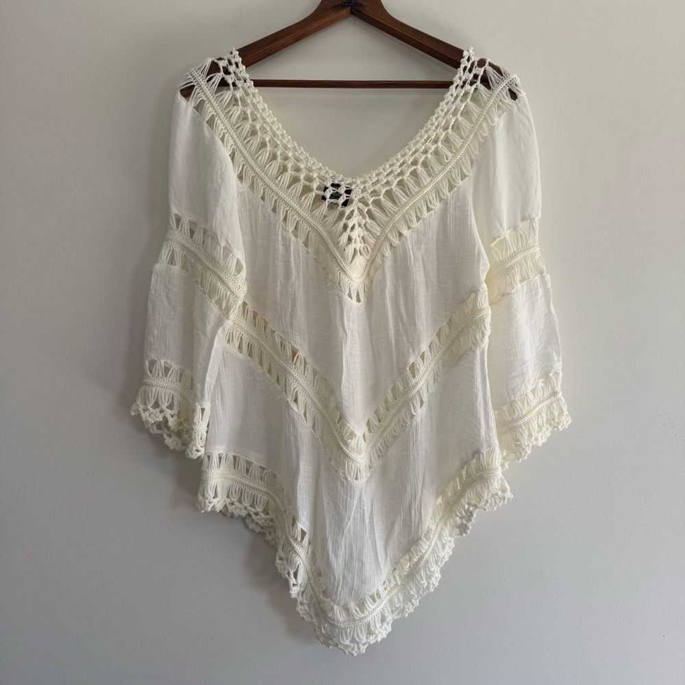 Bobeau Crochet Boho Top Medium